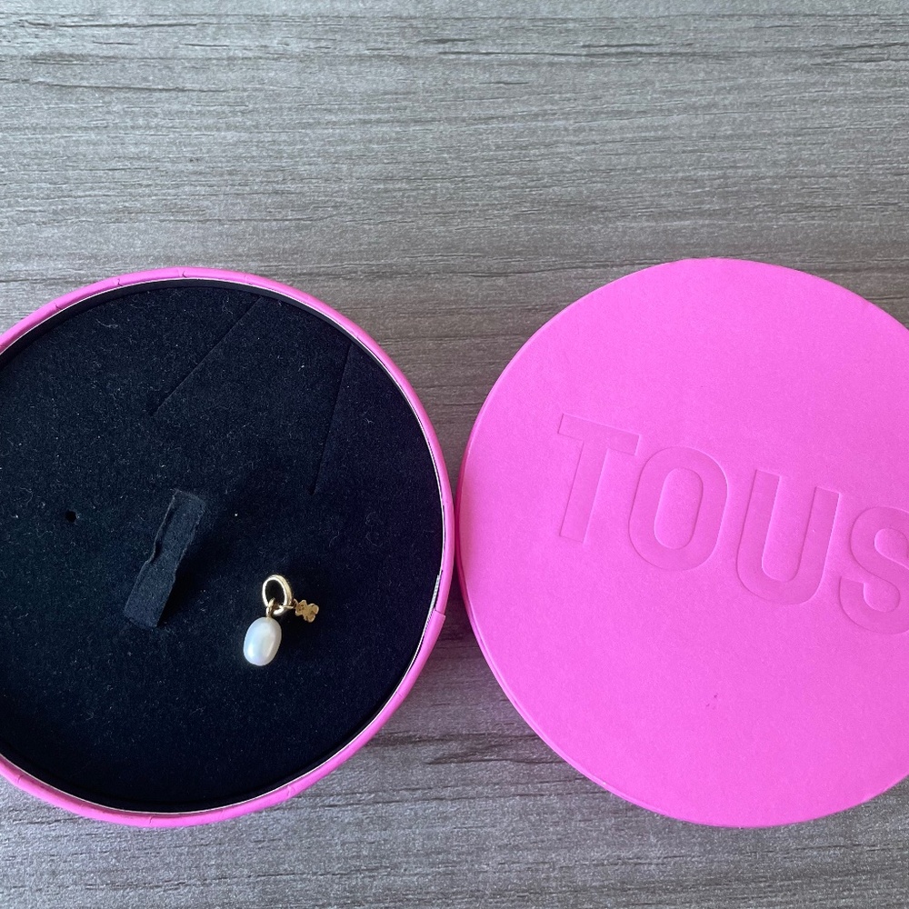 Authentic ) TOUS Pearl 18k Gold-Plated Pendant